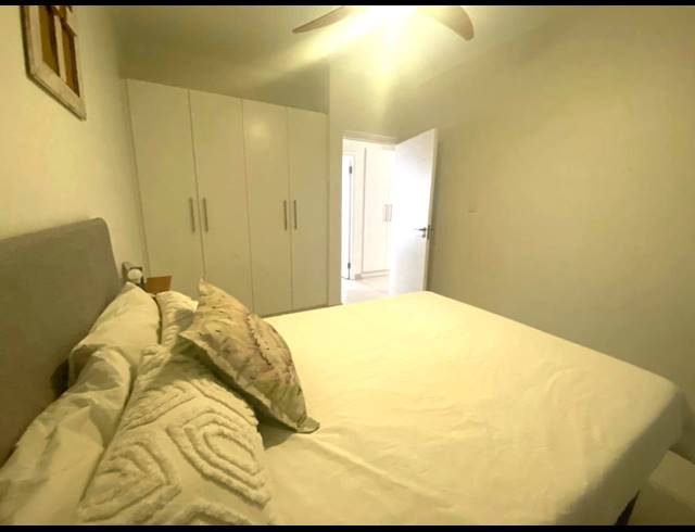2 BEDROOM APARTMENT FOR SALE IN UMHLANGA CENTRAL